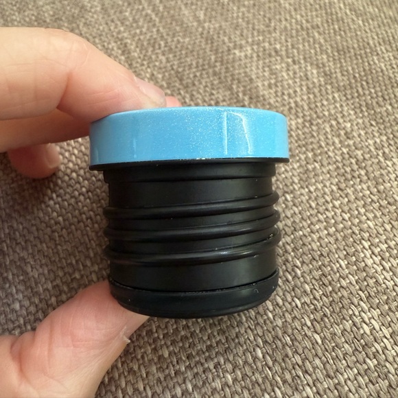 ❄️ Corkcicle ❄️ EUC ❄️ Holiday Fair Isle Canteen ❄️ 25 oz - Picture 11 of 13